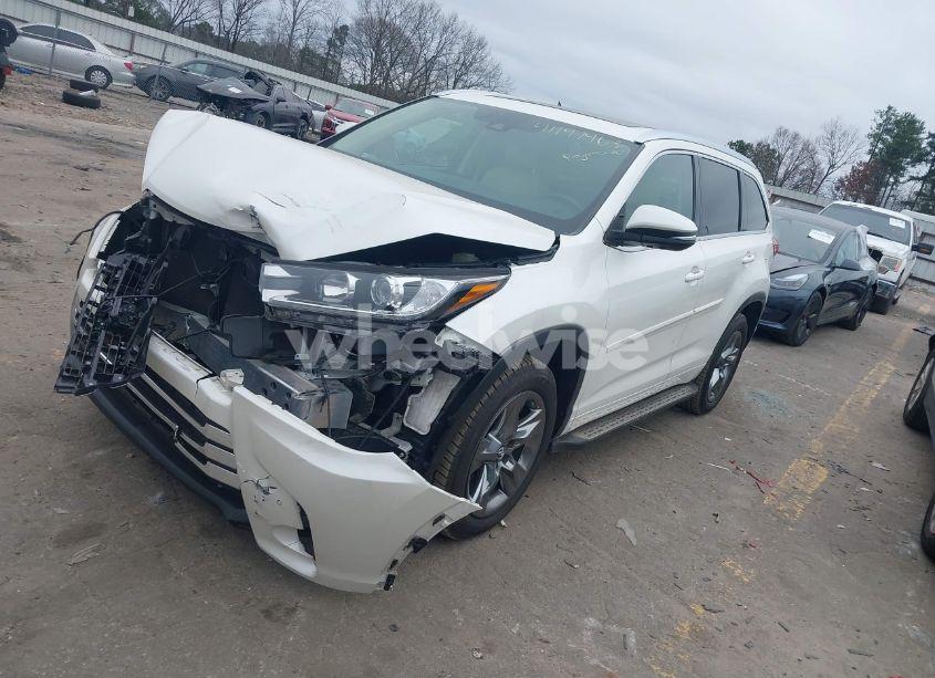 Photo 2 of 2017 Toyota Highlander LIMITED PLATINUM (VIN 5TDYZRFH5HS224268)