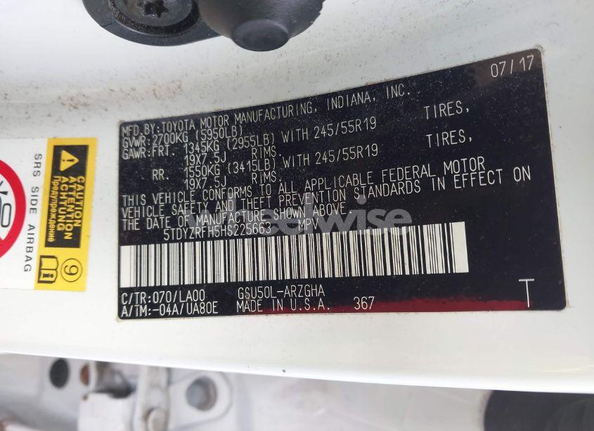 Photo 9 of 2017 Toyota Highlander LIMITED (VIN 5TDYZRFH5HS225663)