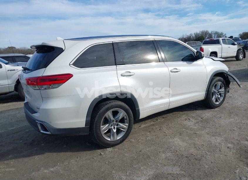Photo 4 of 2018 Toyota Highlander LIMITED (VIN 5TDYZRFH5JS270396)