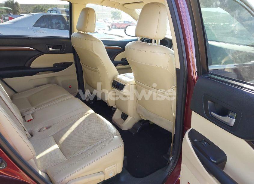 Photo 8 of 2017 Toyota Highlander LIMITED (VIN 5TDYZRFH6HS202960)