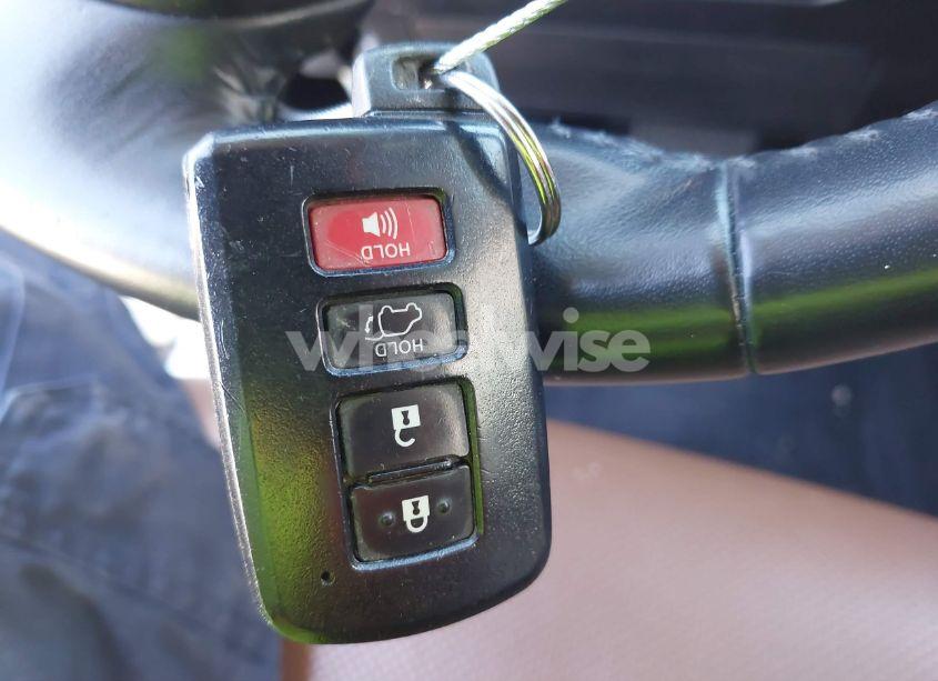 Photo 11 of 2017 Toyota Highlander LIMITED (VIN 5TDYZRFH6HS222576)