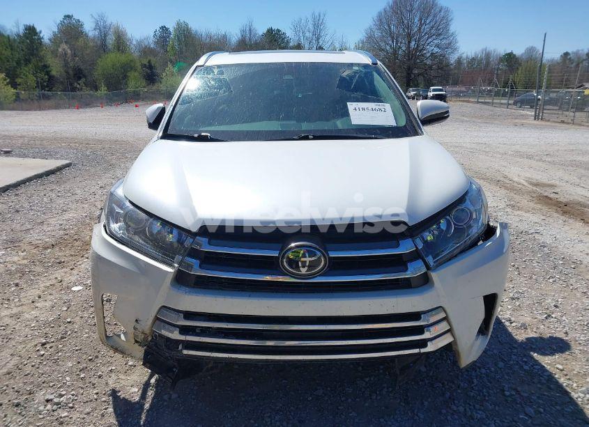 Photo 12 of 2017 Toyota Highlander LIMITED (VIN 5TDYZRFH6HS222576)