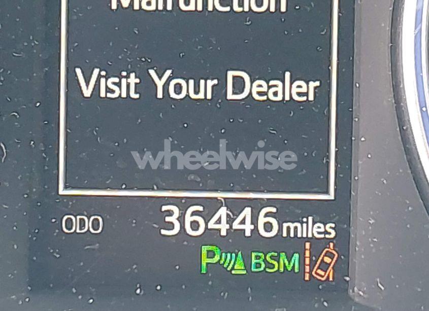 Photo 15 of 2017 Toyota Highlander LIMITED (VIN 5TDYZRFH6HS233870)