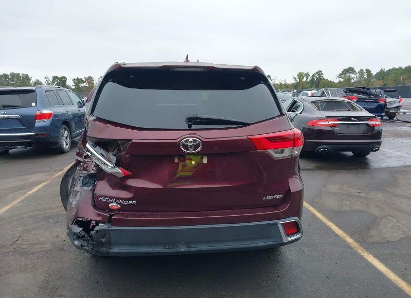 Photo 16 of 2018 Toyota Highlander LIMITED (VIN 5TDYZRFH6JS286591)