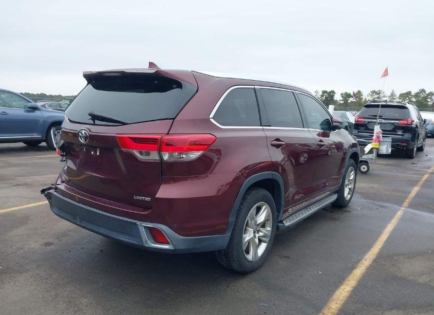 Photo 4 of 2018 Toyota Highlander LIMITED (VIN 5TDYZRFH6JS286591)