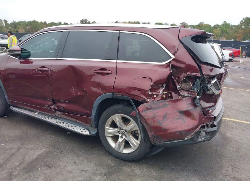 Photo 6 of 2018 Toyota Highlander LIMITED (VIN 5TDYZRFH6JS286591)