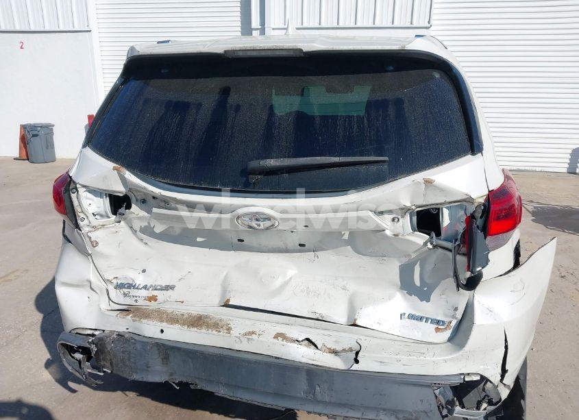 Photo 16 of 2018 Toyota Highlander LIMITED (VIN 5TDYZRFH6JS288230)