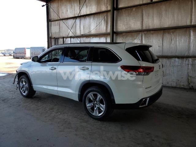 Photo 9 of 2019 TOYOTA HIGHLANDER LIMITED (VIN 5TDYZRFH6KS292750)