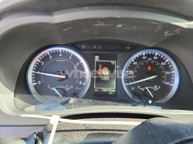 Photo 7 of 2019 TOYOTA HIGHLANDER LIMITED (VIN 5TDYZRFH6KS359525)