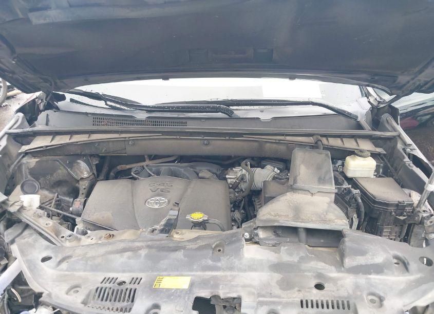 Photo 10 of 2017 Toyota Highlander LIMITED (VIN 5TDYZRFH8HS220957)