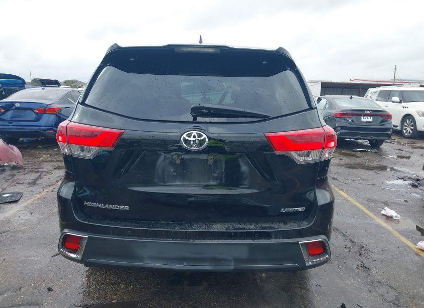 Photo 17 of 2017 Toyota Highlander LIMITED (VIN 5TDYZRFH8HS220957)