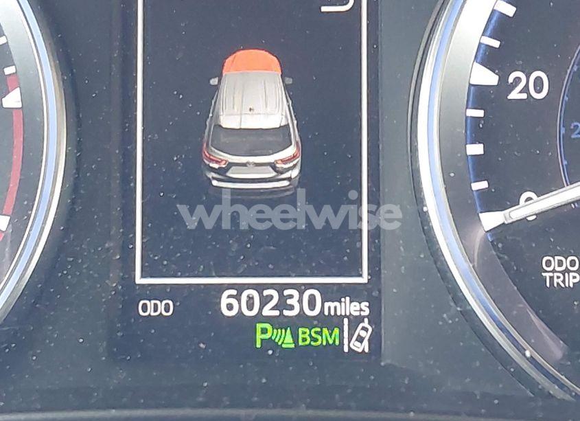 Photo 15 of 2018 Toyota Highlander LIMITED (VIN 5TDYZRFH8JS235979)