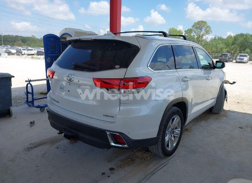 Photo 4 of 2018 Toyota Highlander LIMITED (VIN 5TDYZRFH8JS235979)