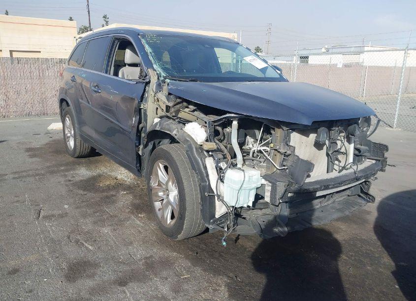2019 Toyota Highlander LIMITED (VIN 5TDYZRFH8KS353824) main photo