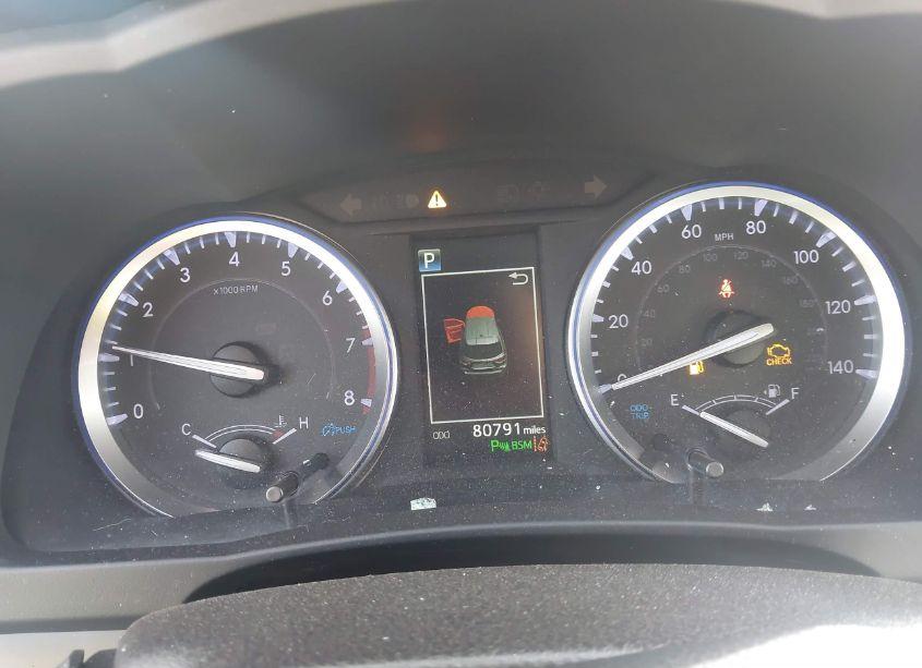 Photo 7 of 2019 Toyota Highlander LIMITED (VIN 5TDYZRFH8KS353824)
