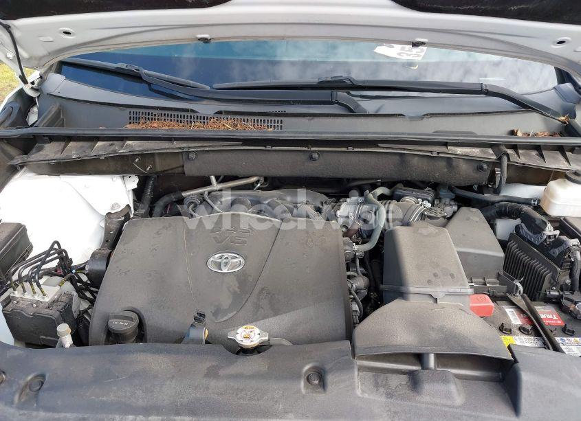 Photo 10 of 2019 Toyota Highlander LIMITED (VIN 5TDYZRFH9KS324333)