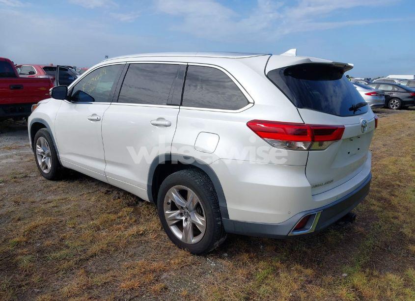 Photo 3 of 2019 Toyota Highlander LIMITED (VIN 5TDYZRFH9KS324333)
