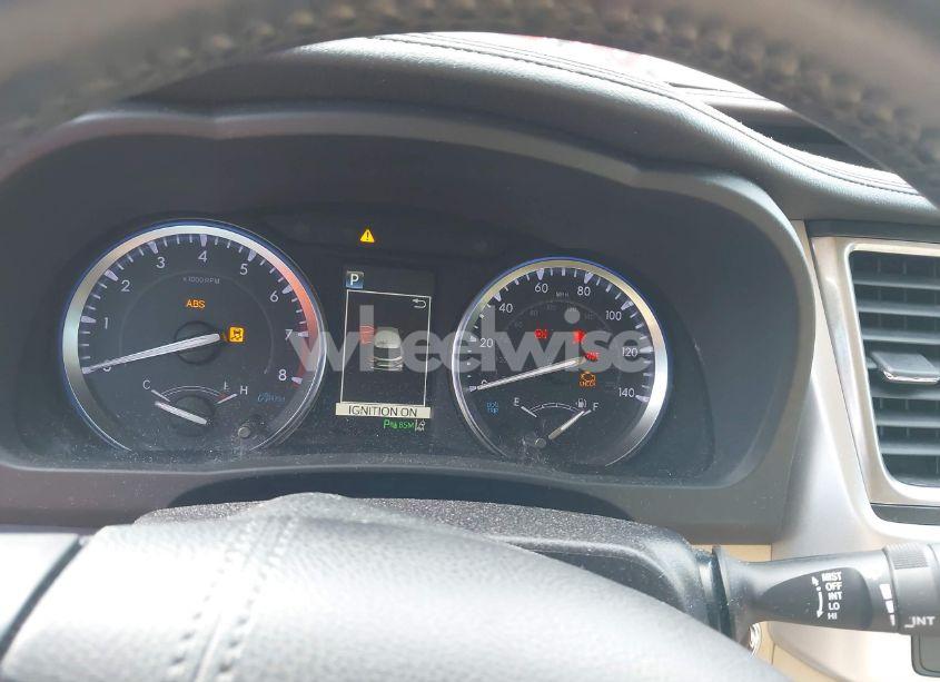 Photo 7 of 2019 Toyota Highlander LIMITED (VIN 5TDYZRFH9KS324333)