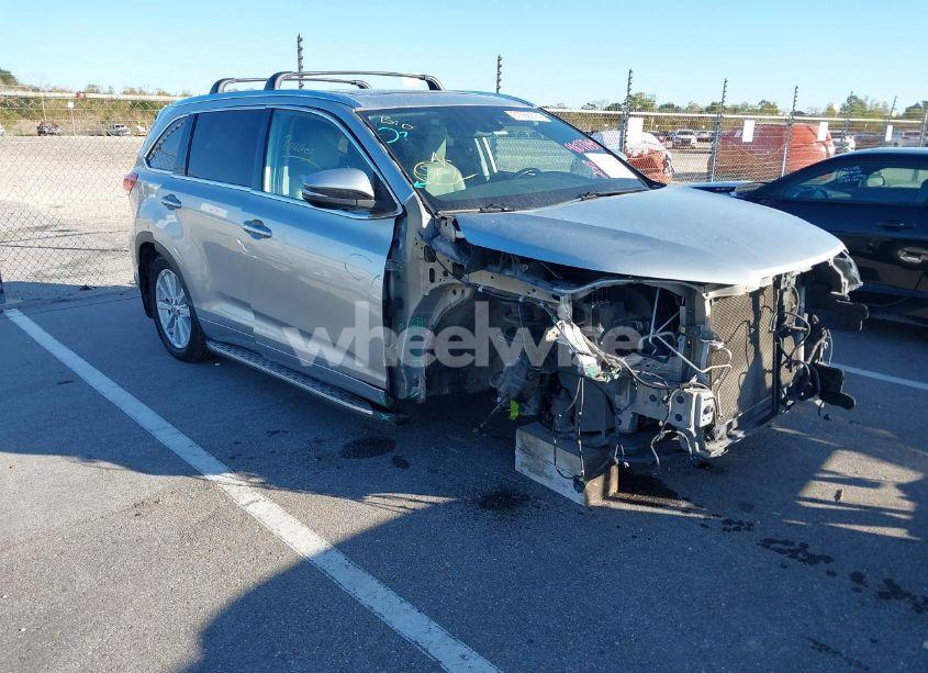 2018 Toyota Highlander LIMITED PLATINUM (VIN 5TDYZRFHXJS263153) main photo
