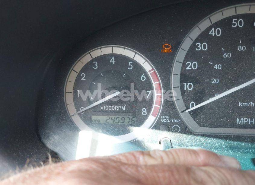 Photo 7 of 2004 Toyota Sienna XLE (VIN 5TDZA22C04S002891)