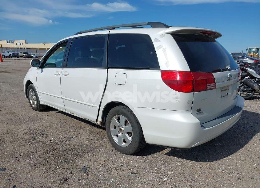 Photo 3 of 2004 Toyota Sienna XLE (VIN 5TDZA22C04S123985)