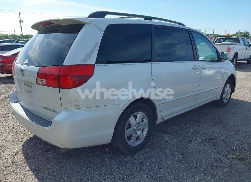 Photo 4 of 2004 Toyota Sienna XLE (VIN 5TDZA22C04S123985)