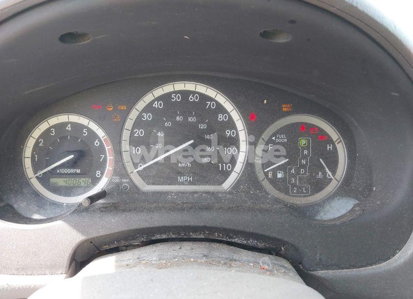 Photo 7 of 2004 Toyota Sienna XLE (VIN 5TDZA22C04S123985)