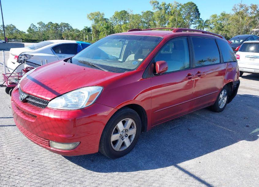Photo 2 of 2005 Toyota Sienna XLE (VIN 5TDZA22C05S239463)