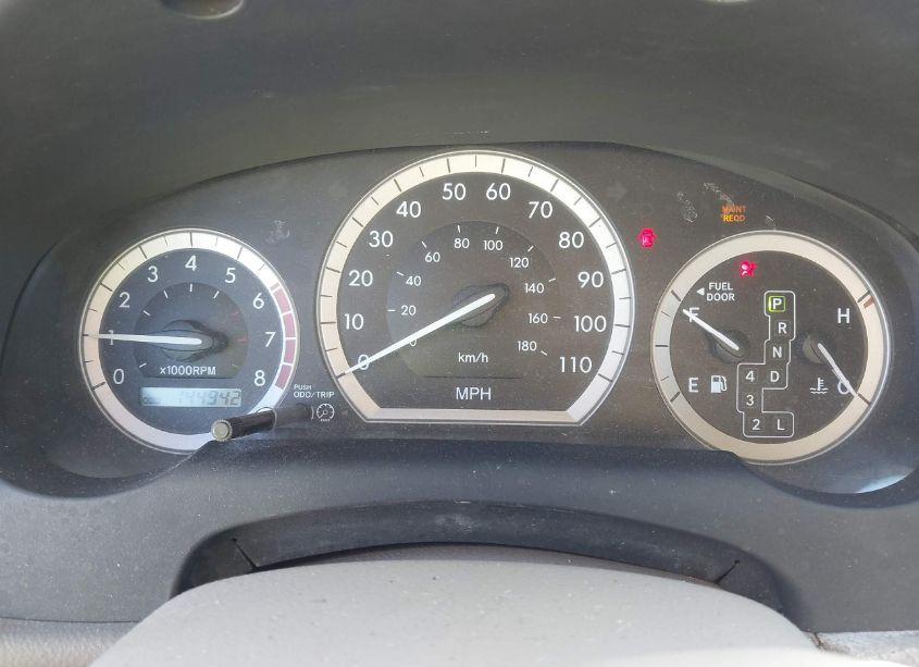 Photo 7 of 2005 Toyota Sienna XLE (VIN 5TDZA22C05S239463)