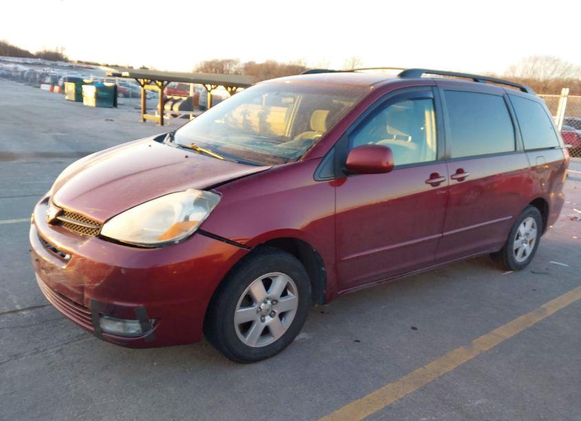 Photo 2 of 2005 Toyota Sienna XLE (VIN 5TDZA22C05S242542)