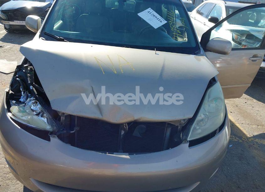 Photo 10 of 2006 Toyota Sienna XLE (VIN 5TDZA22C06S436165)