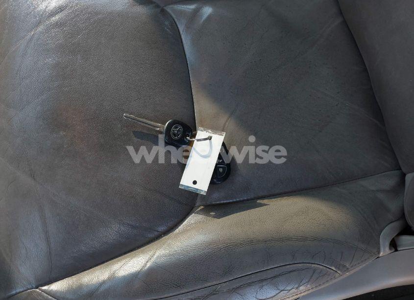 Photo 11 of 2006 Toyota Sienna XLE (VIN 5TDZA22C06S436165)