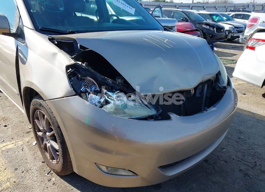 Photo 13 of 2006 Toyota Sienna XLE (VIN 5TDZA22C06S436165)