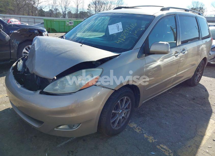 Photo 2 of 2006 Toyota Sienna XLE (VIN 5TDZA22C06S436165)