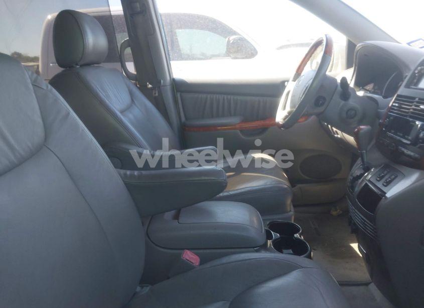 Photo 5 of 2006 Toyota Sienna XLE LIMITED (VIN 5TDZA22C06S532006)