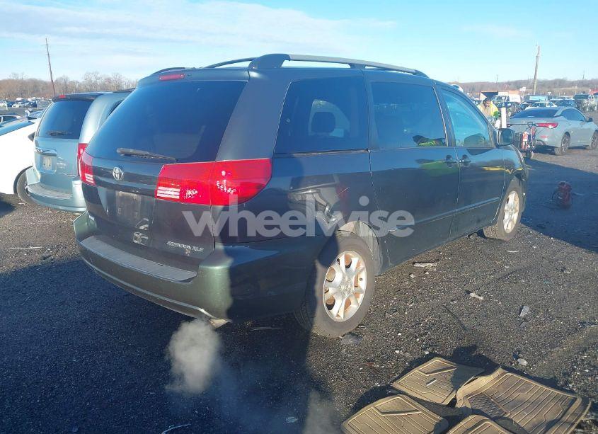 Photo 4 of 2004 Toyota Sienna XLE (VIN 5TDZA22C14S085585)