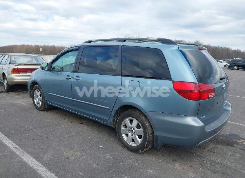 Photo 3 of 2004 Toyota Sienna XLE (VIN 5TDZA22C14S185279)