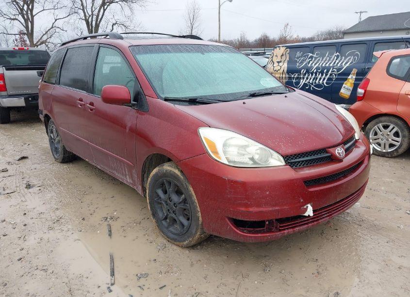 2005 Toyota Sienna XLE (VIN 5TDZA22C15S362589) main photo