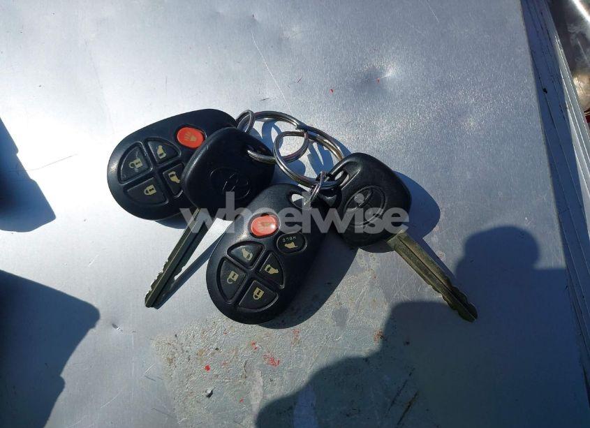 Photo 11 of 2006 Toyota Sienna XLE (VIN 5TDZA22C16S527865)