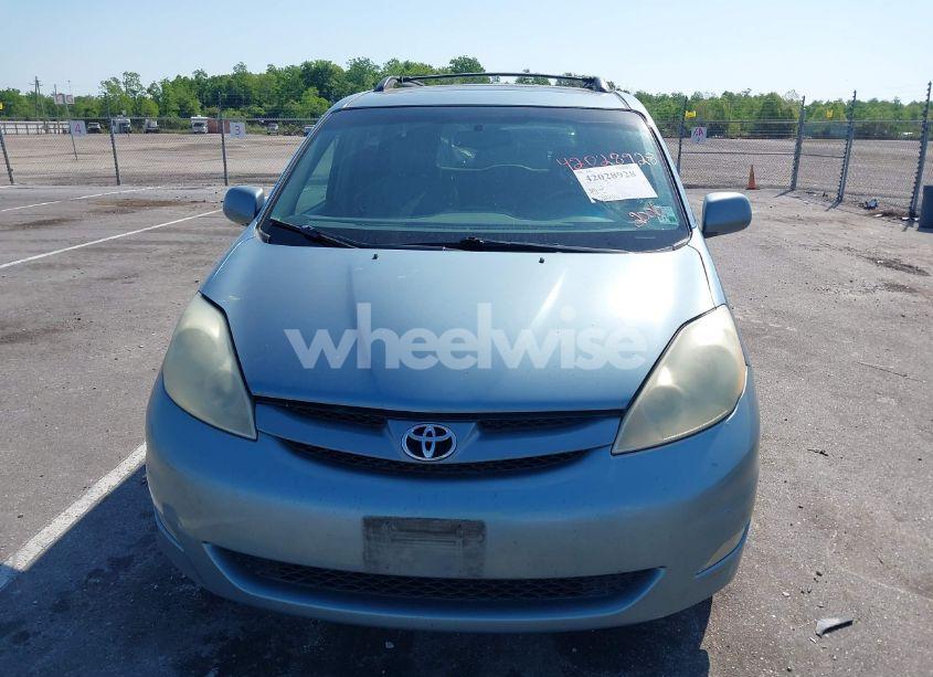 Photo 6 of 2006 Toyota Sienna XLE (VIN 5TDZA22C16S527865)