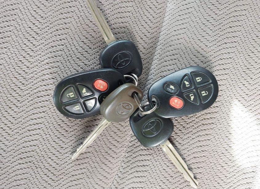 Photo 11 of 2006 Toyota Sienna XLE (VIN 5TDZA22C16S553933)