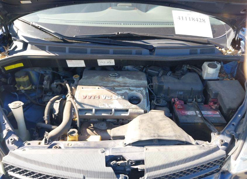 Photo 10 of 2004 Toyota Sienna XLE (VIN 5TDZA22C24S063868)