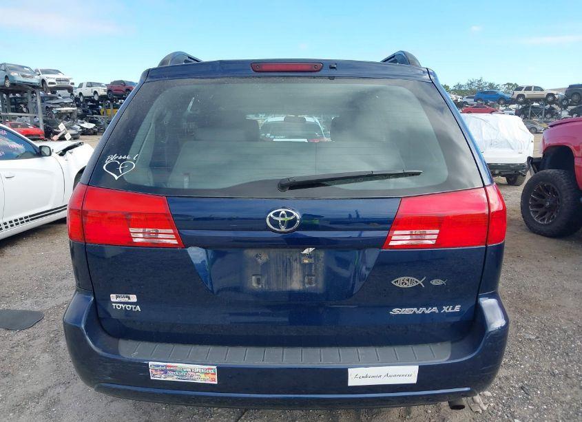 Photo 16 of 2004 Toyota Sienna XLE (VIN 5TDZA22C24S063868)