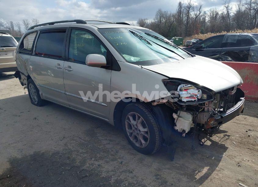 2004 Toyota Sienna XLE (VIN 5TDZA22C24S196954) main photo