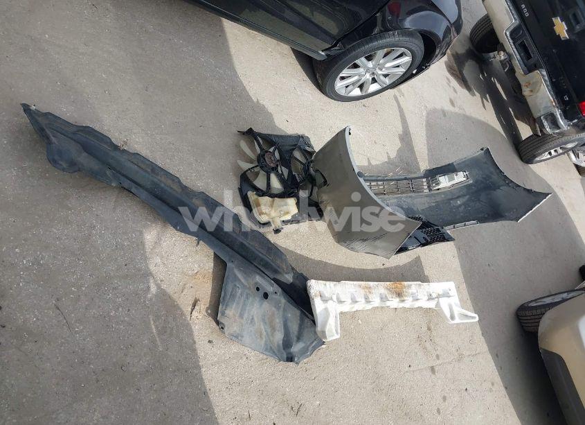 Photo 12 of 2004 Toyota Sienna XLE (VIN 5TDZA22C24S196954)