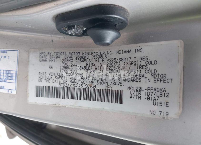 Photo 9 of 2004 Toyota Sienna XLE (VIN 5TDZA22C24S196954)