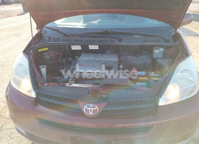 Photo 10 of 2005 Toyota Sienna XLE (VIN 5TDZA22C25S280676)
