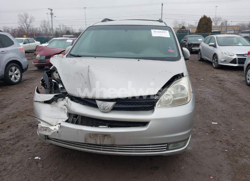 Photo 12 of 2005 Toyota Sienna XLE (VIN 5TDZA22C25S325115)