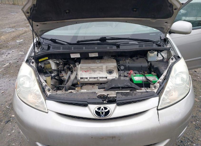 Photo 10 of 2006 Toyota Sienna XLE (VIN 5TDZA22C26S531424)
