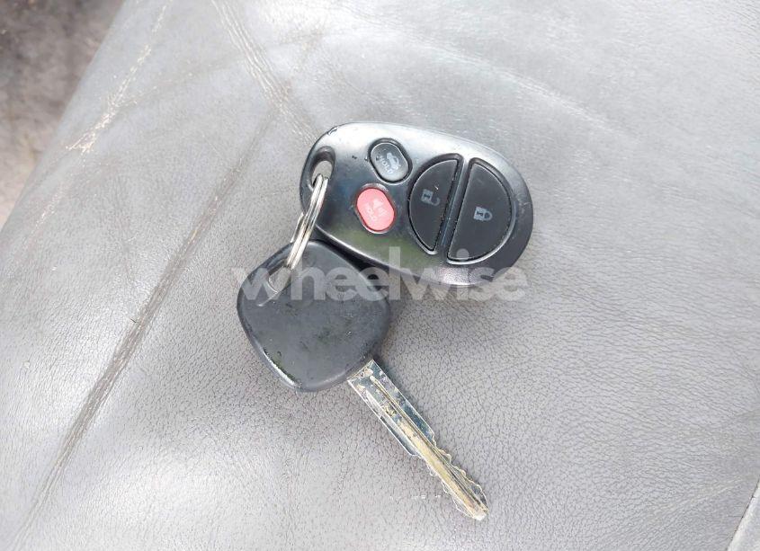 Photo 11 of 2006 Toyota Sienna XLE (VIN 5TDZA22C26S531424)